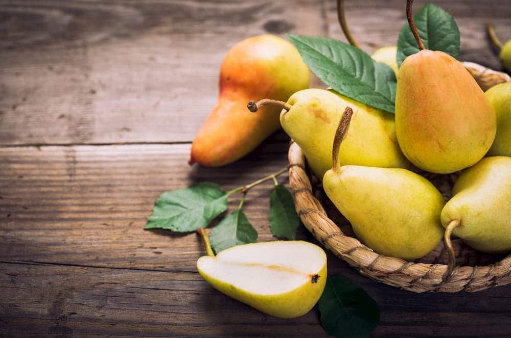 peras (ótimas fruta de quais frutas ajudam a emagrecer)