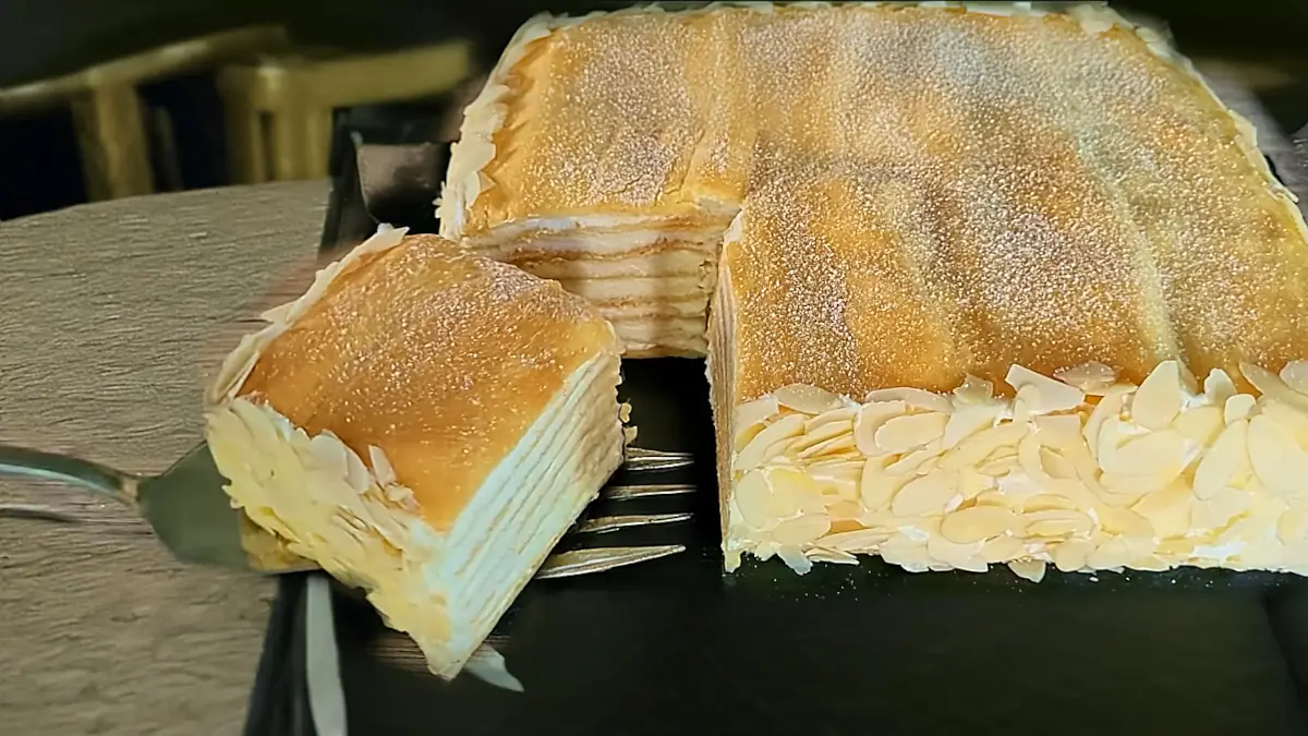Creamy Almond Cake
