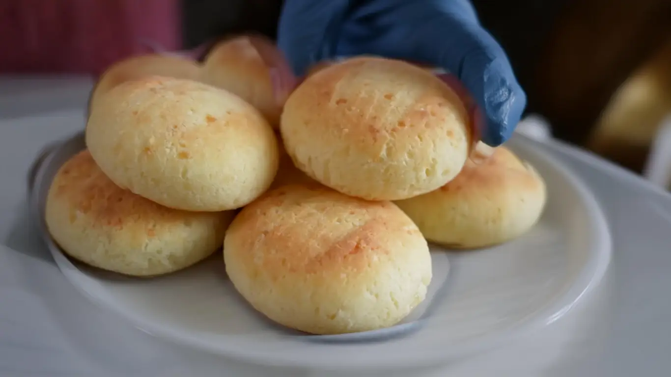 Pandebono Colombiano